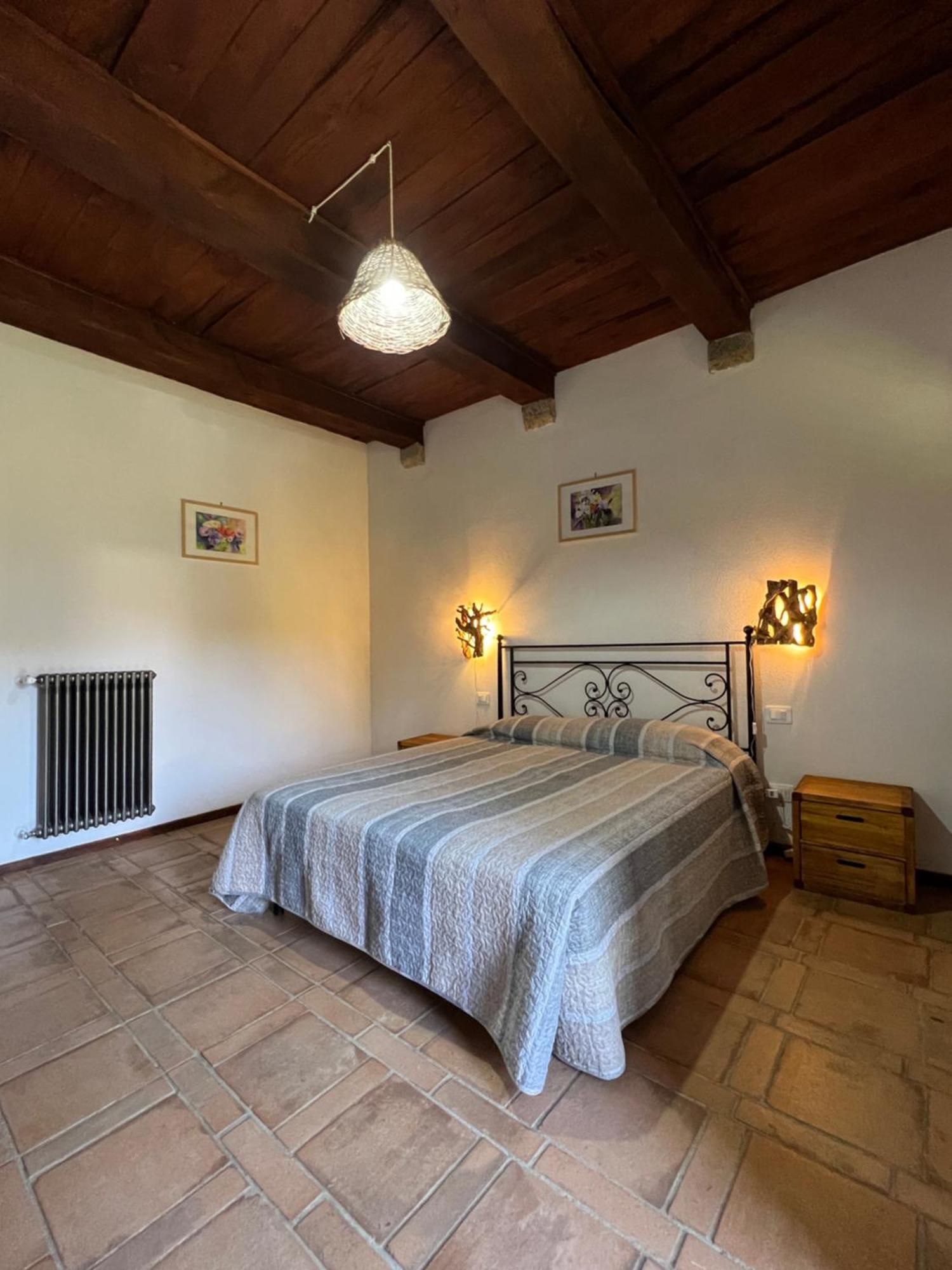 كاستل ديل بيانو B&B Podere Legnotorto المظهر الخارجي الصورة