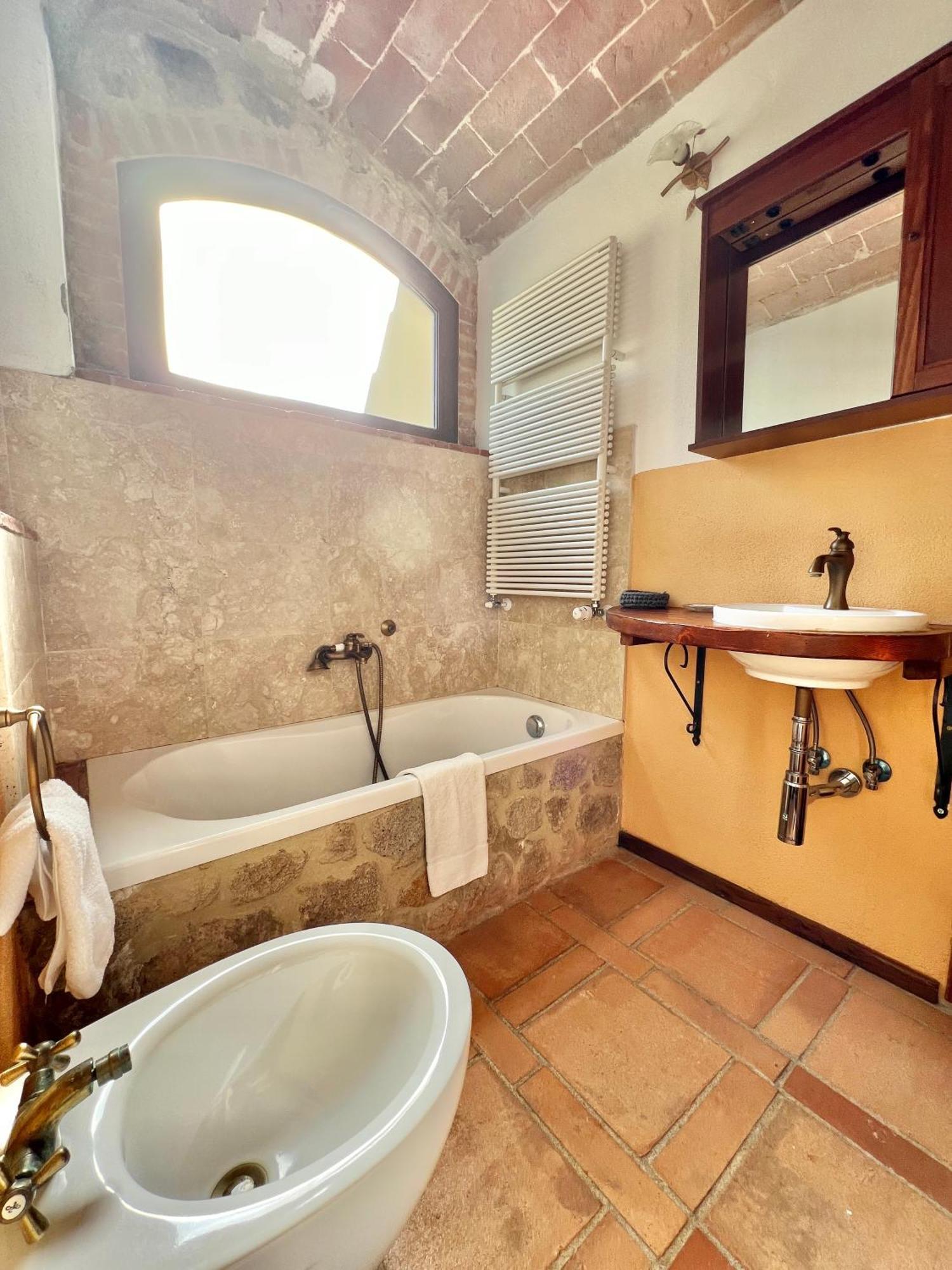 كاستل ديل بيانو B&B Podere Legnotorto الغرفة الصورة